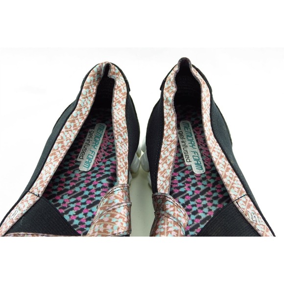 SKECHERS Youth Girls Shoes Size 3.5 M Black Walking Shoes‎ Fabric - Picture 3 of 7